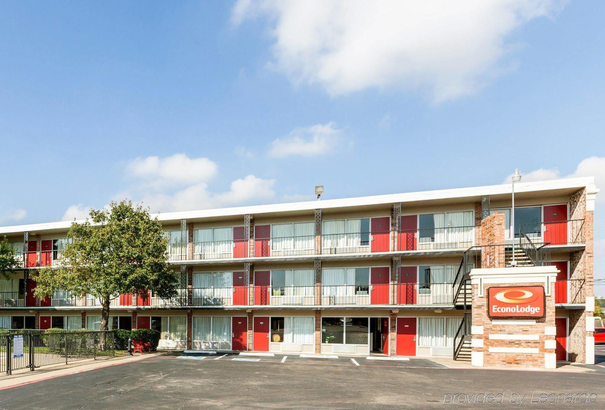 Econo Hospedaje Airport I-35 North Farmers Branch Exterior foto